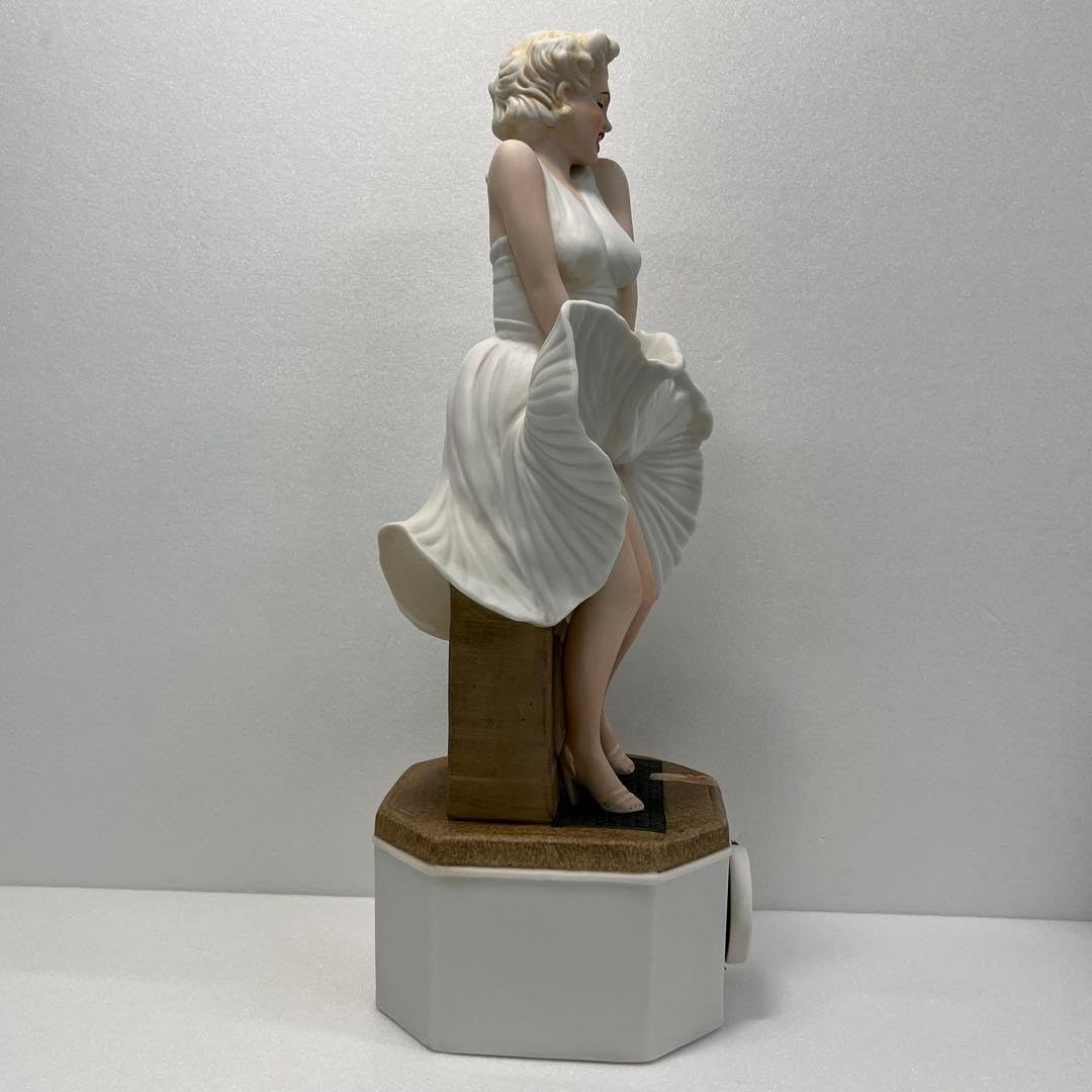 マリリンモンロー 7年目の浮気 ウイスキーボトル 空瓶 陶器製 マリリン